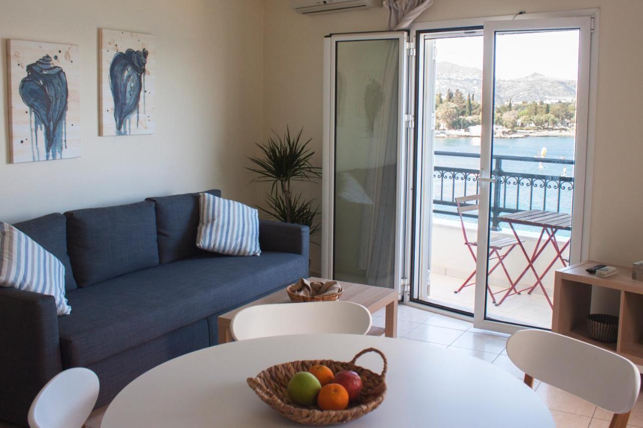 Thalassa Agios Nikolaos  Luaran gambar